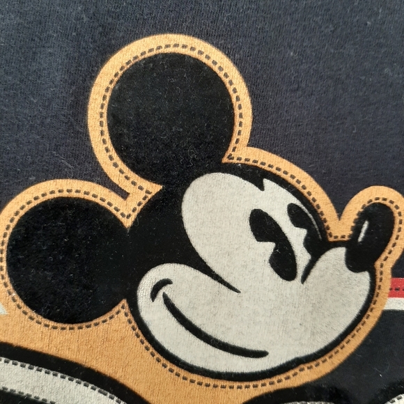 DISNEY D23 MICKEY MOUSE TEE SHIRT - Picture 3 of 8